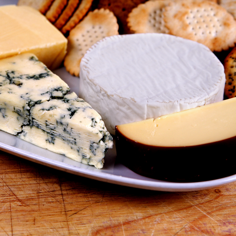 Biscotti salati al formaggio di capra e miele: un viaggio culinario nei Paesi Baschi francesi
