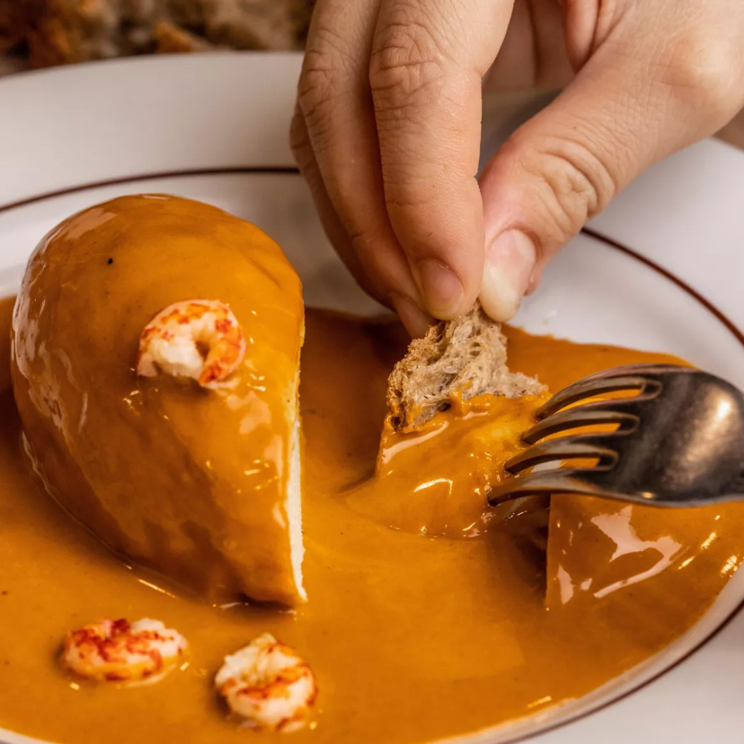 Quenelles di Luccio e salsa Nantua
